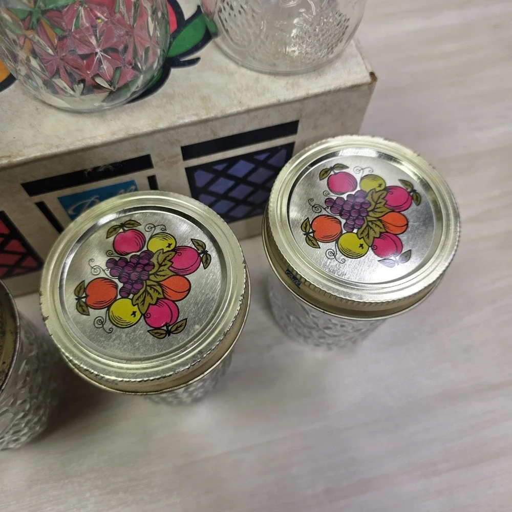 10 Ball Quilted Crystal Jelly Jars Tall w/ Grapes & Fruit Lids 4